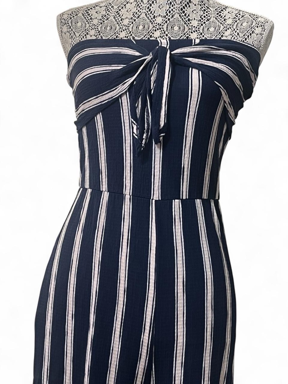 Love Tree Navy and White Strapless Wide-Leg Jumpsuit - Picture 4 of 5